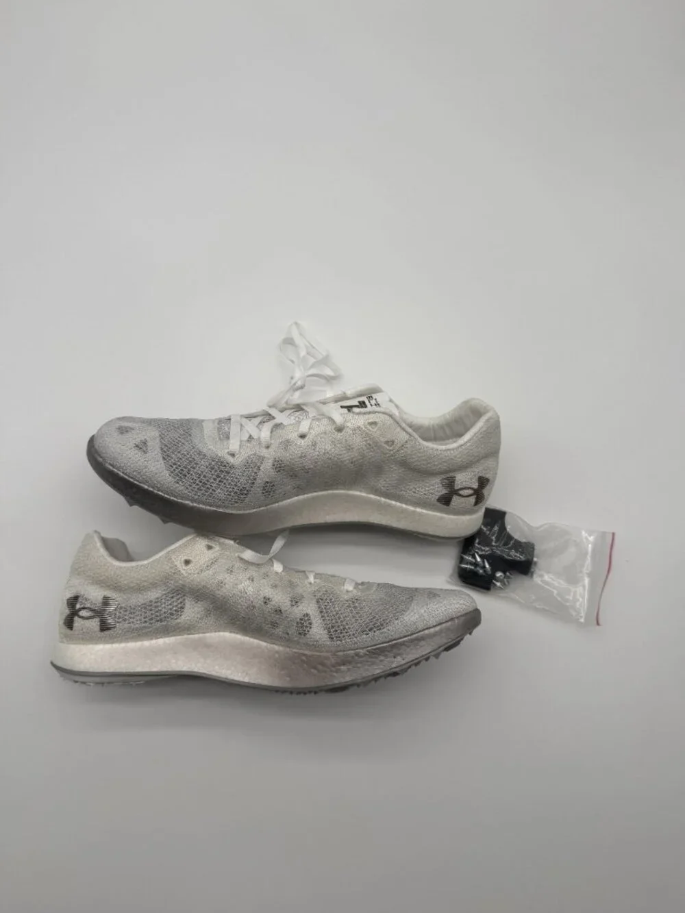 New Under Armour Shakedown Elite TF Shoes Men's Size 10 White Spikes 3026442 100